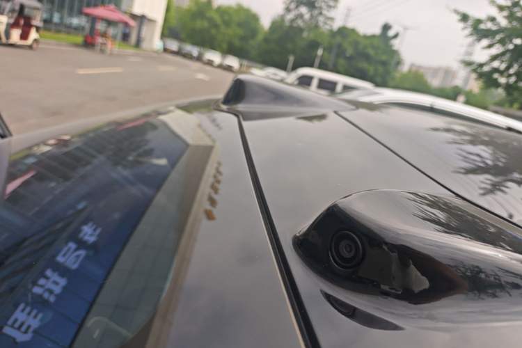 Used Nio ET5T 2025 100kWh Touring Roof