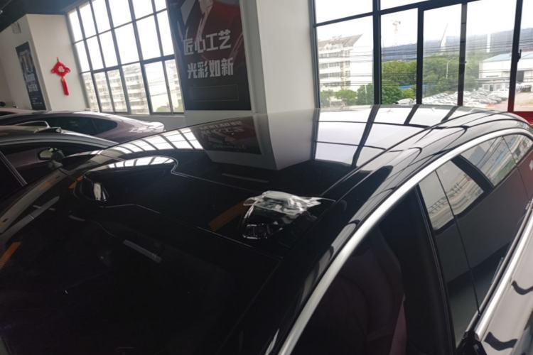Used Nio ET5T 2025 75 kWh Touring Roof