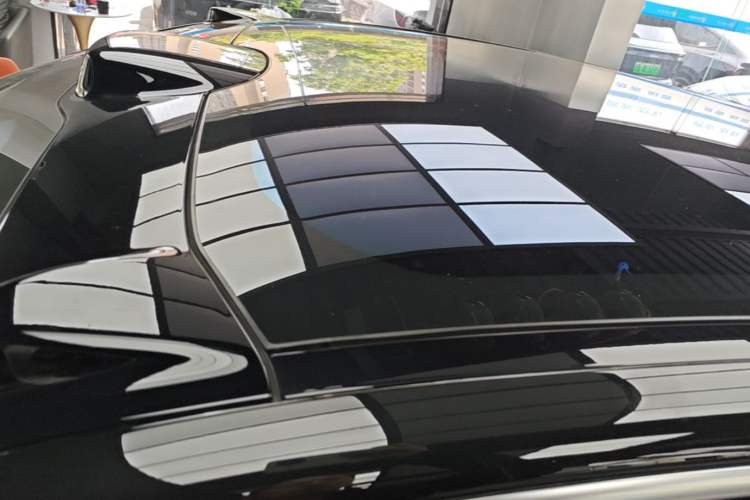 Used Nio ET5T 2025 75 kWh Touring Roof