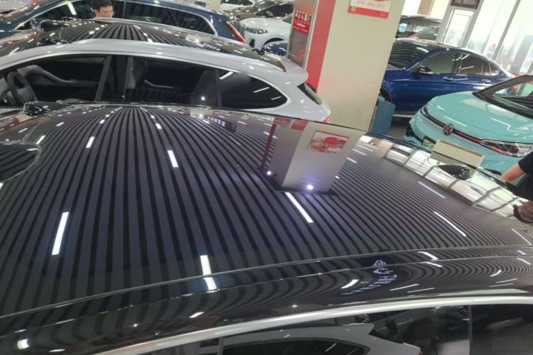 Used Nio ET5T 2025 75 kWh Touring Roof