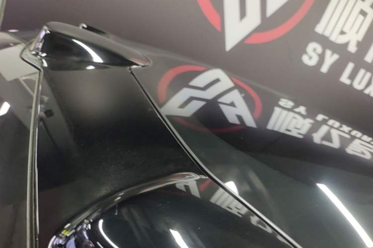 Used Nio ET5T 2025 75 kWh Touring Roof