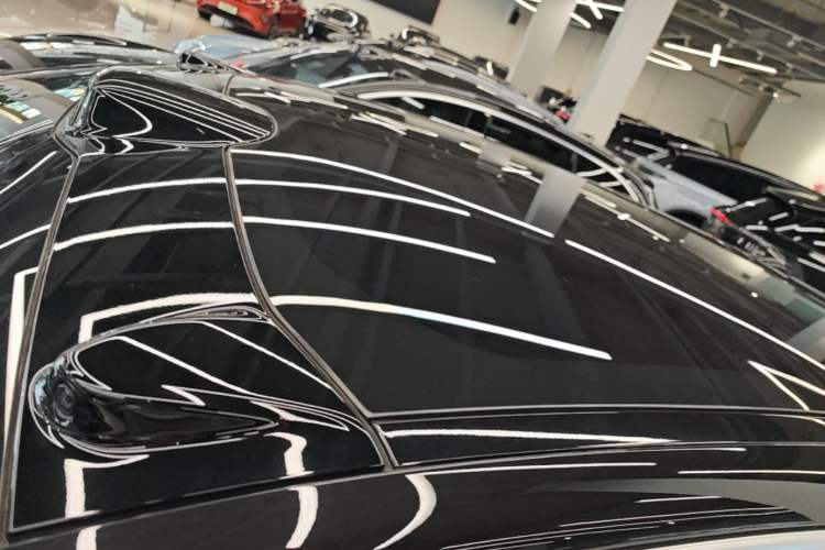 Used Nio ET5T 2025 75 kWh Touring Roof