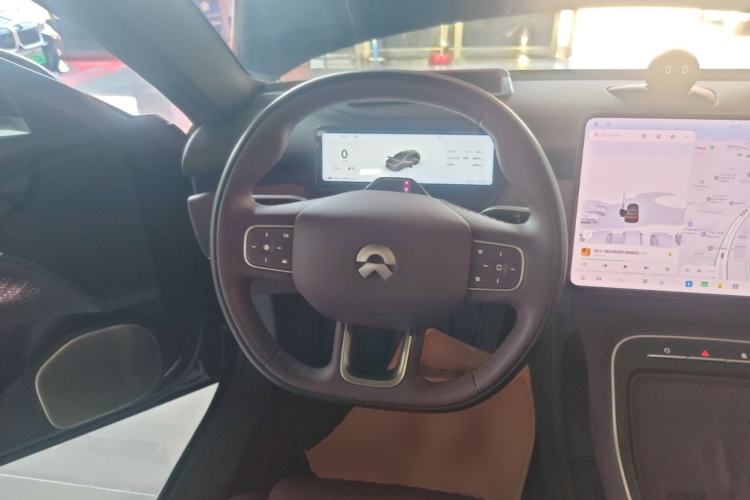 Used Nio ET5T 2025 75 kWh Touring Steering Wheel