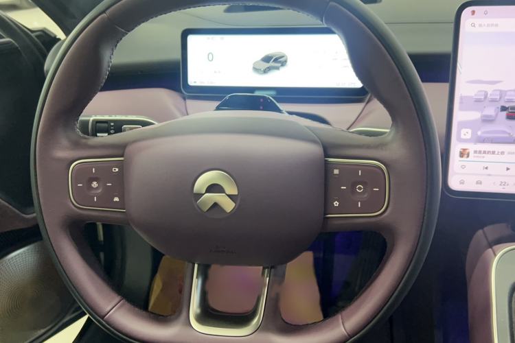 Used Nio ET5T 2025 75 kWh Touring Steering Wheel