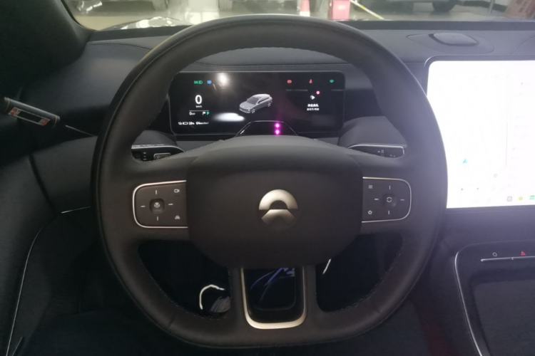 Used Nio ET5T 2025 75 kWh Touring Steering Wheel