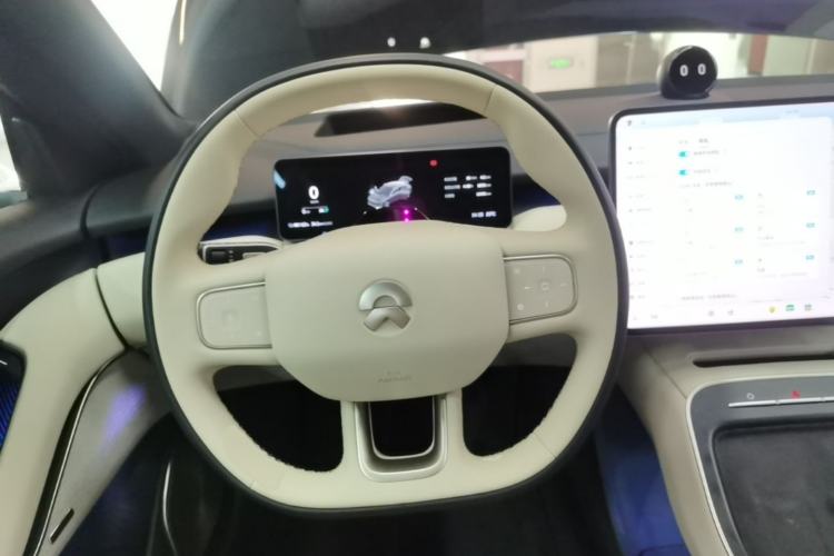 Used Nio ET5T 2025 75 kWh Touring Steering Wheel