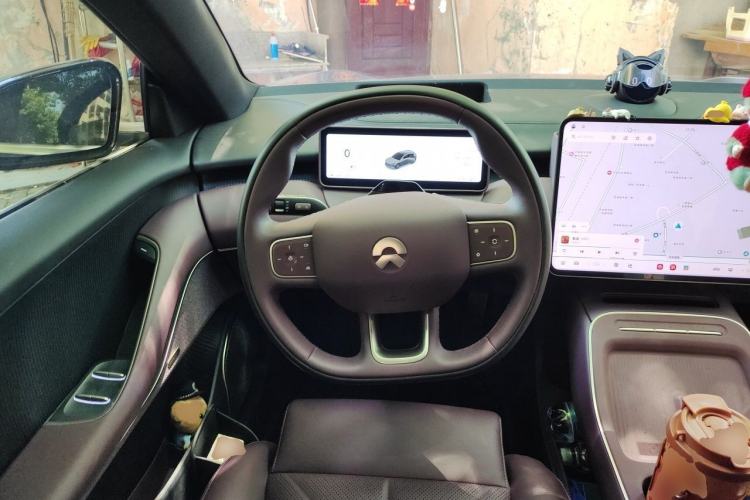 Used Nio ET5T 2025 75 kWh Touring Steering Wheel