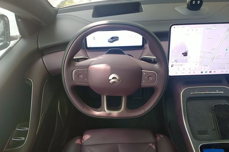 Used Nio ET5T 2025 75 kWh Touring Steering Wheel
