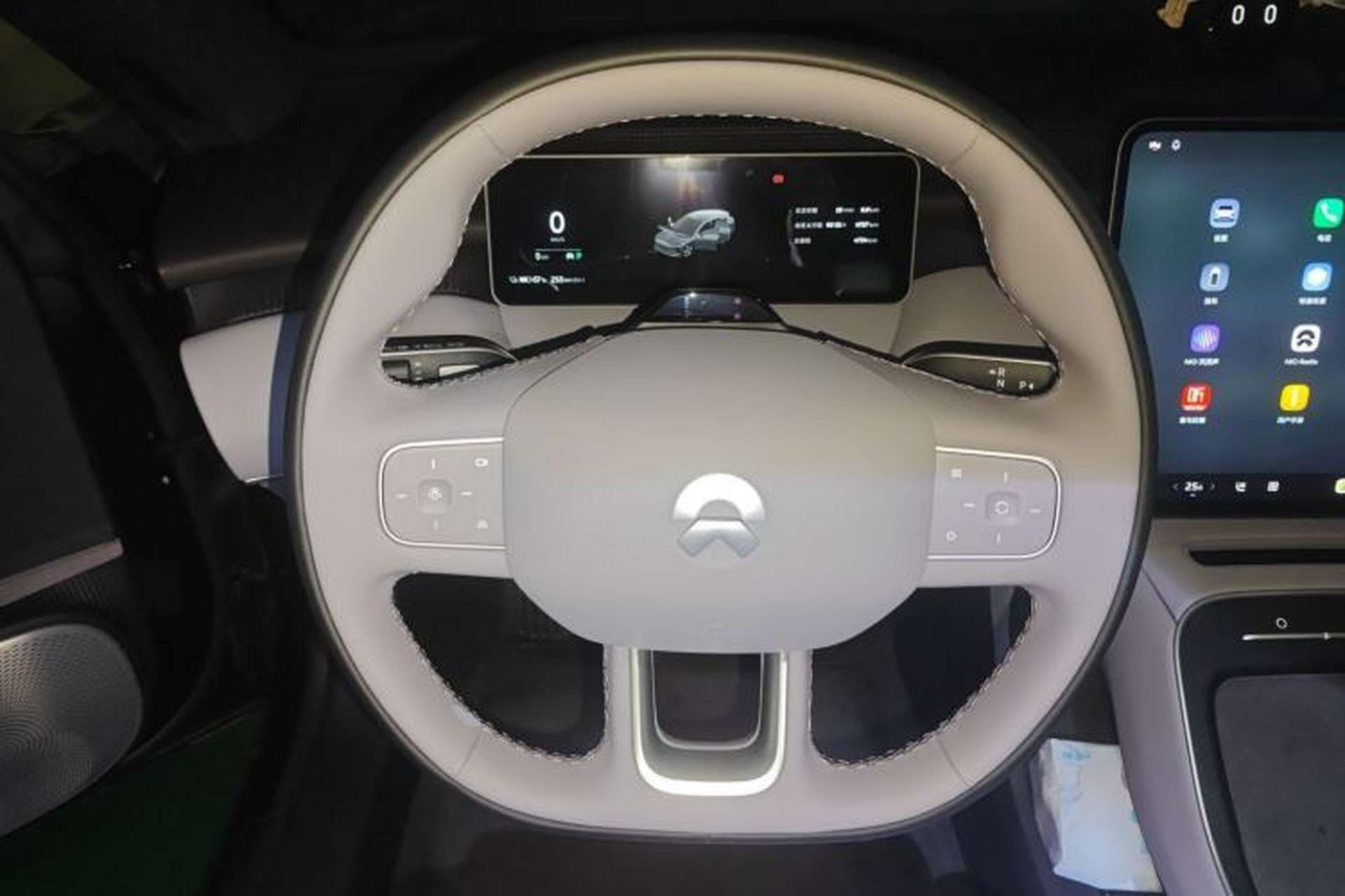 Used Nio ET5T 2025 75 kWh Touring Steering Wheel