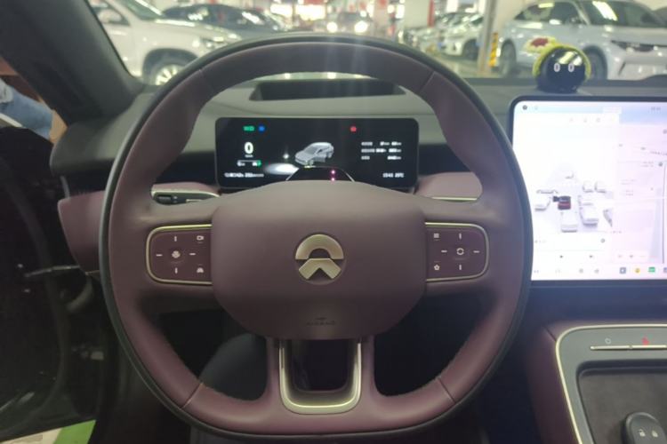Used Nio ET5T 2025 75 kWh Touring Steering Wheel
