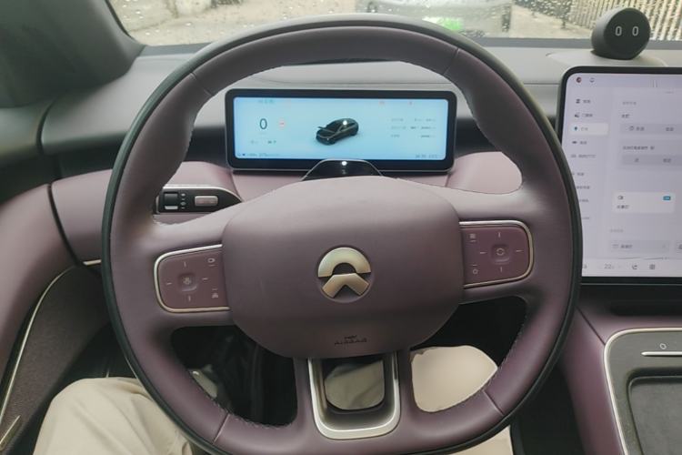 Used Nio ET5T 2025 75 kWh Touring Steering Wheel