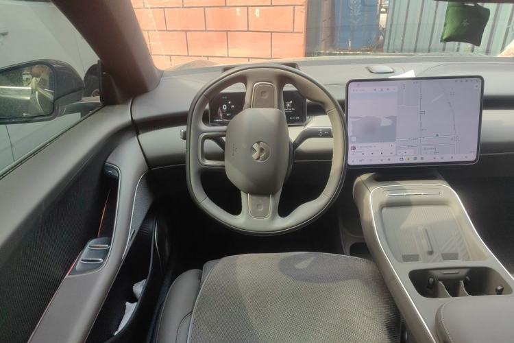 Used Nio ET5T 2025 75 kWh Touring Steering Wheel