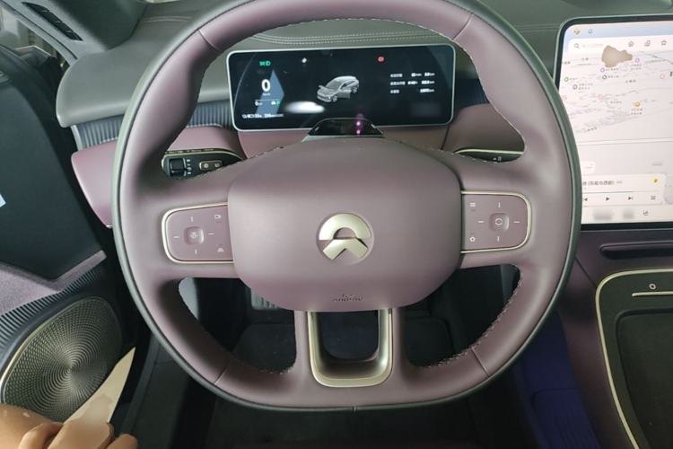 Used Nio ET5T 2025 75 kWh Touring Steering Wheel