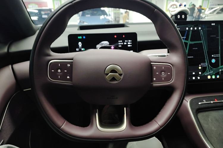 Used Nio ET5T 2025 75 kWh Touring Steering Wheel