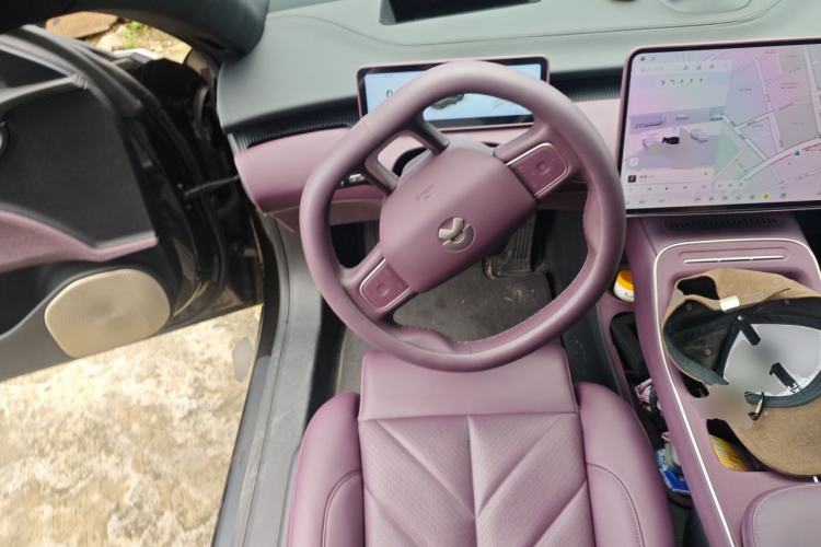 Used Nio ET5T 2025 75 kWh Touring Steering Wheel