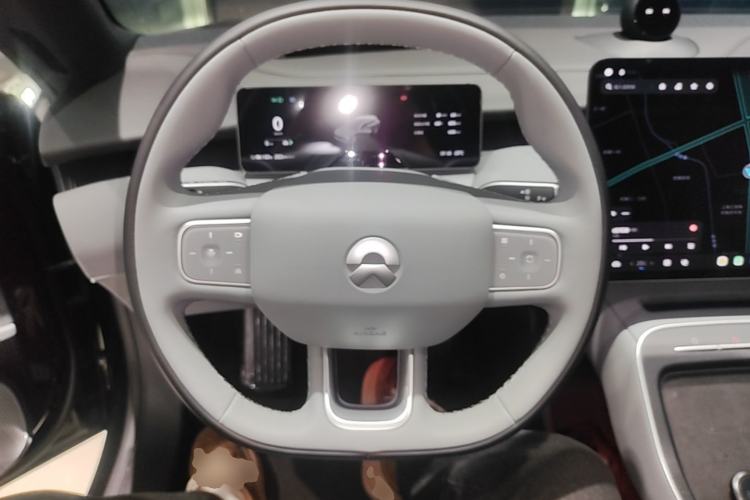 Used Nio ET5T 2025 75 kWh Touring Steering Wheel