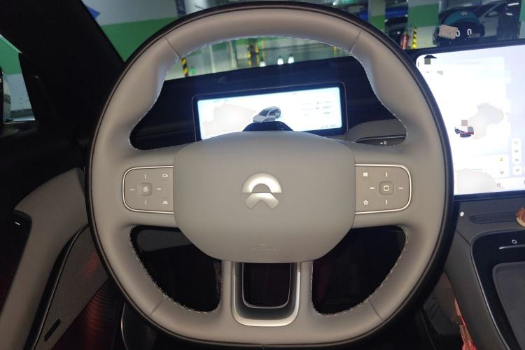 Used Nio ET5T 2025 75 kWh Touring Steering Wheel