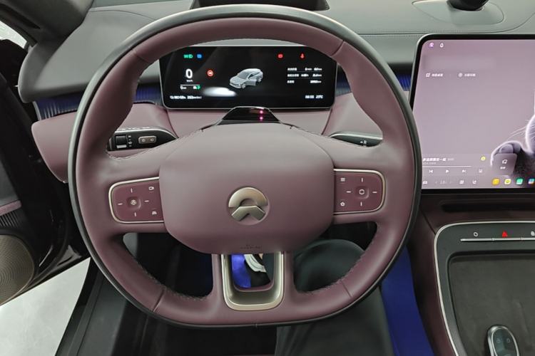 Used Nio ET5T 2025 75 kWh Touring Steering Wheel
