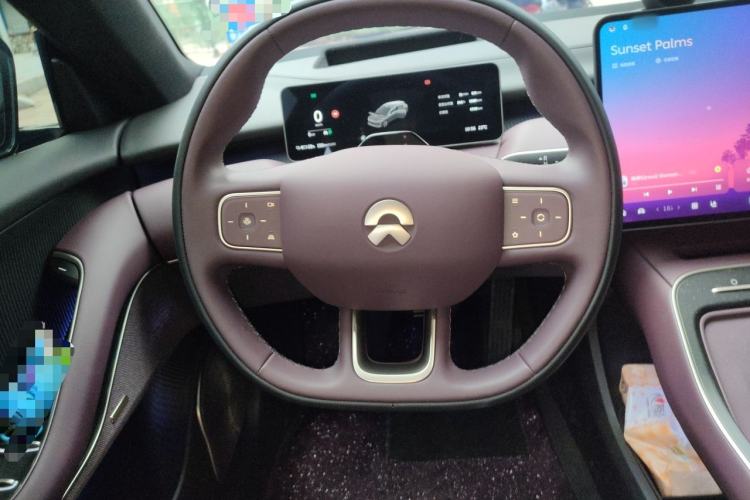 Used Nio ET5T 2025 75 kWh Touring Steering Wheel
