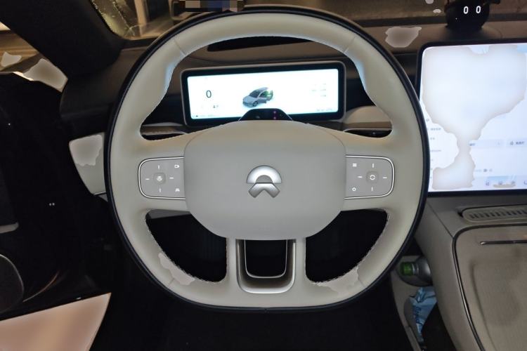 Used Nio ET5T 2025 75 kWh Touring Steering Wheel