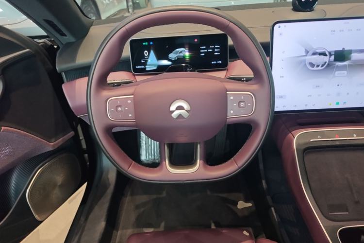 Used Nio ET5T 2025 75 kWh Touring Steering Wheel
