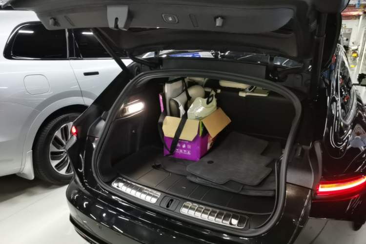 Used Nio ET5T 2025 75 kWh Touring Trunk