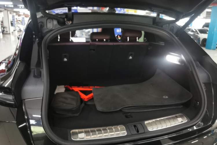 Used Nio ET5T 2025 75 kWh Touring Trunk