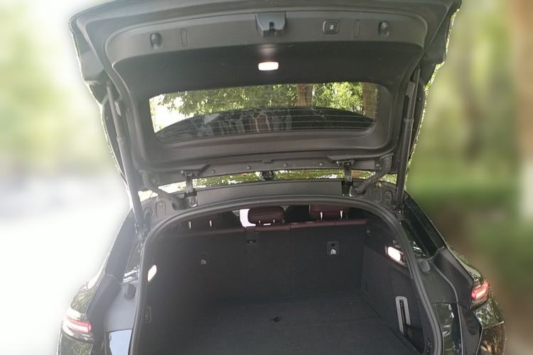 Used Nio ET5T 2025 75 kWh Touring Trunk
