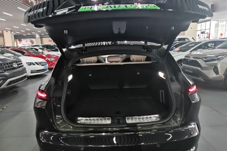 Used Nio ET5T 2025 75 kWh Touring Trunk