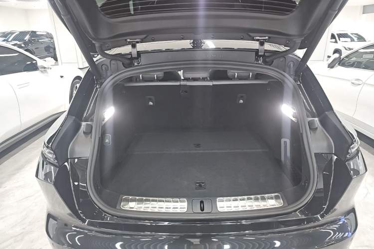 Used Nio ET5T 2025 Model Champion Commemorative Edition, 100kWh Touring Trunk