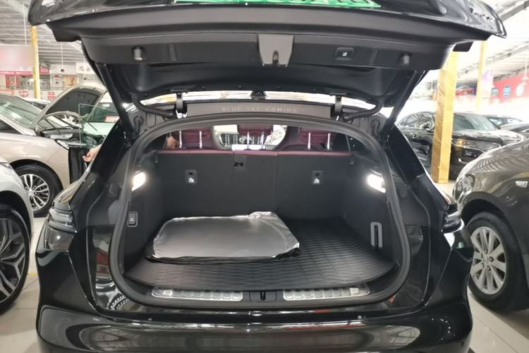 Used Nio ET5T 2025 100kWh Touring Trunk