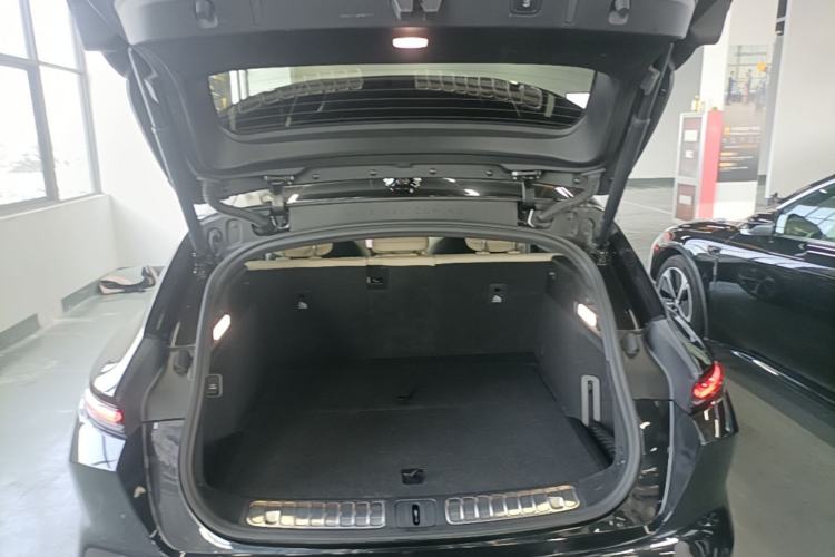 Used Nio ET5T 2025 75 kWh Touring Trunk