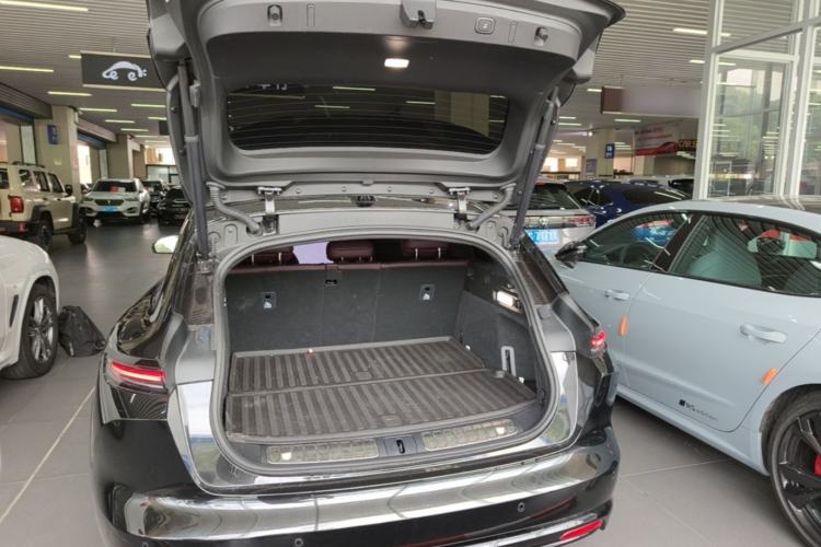 Used Nio ET5T 2025 75 kWh Touring Trunk