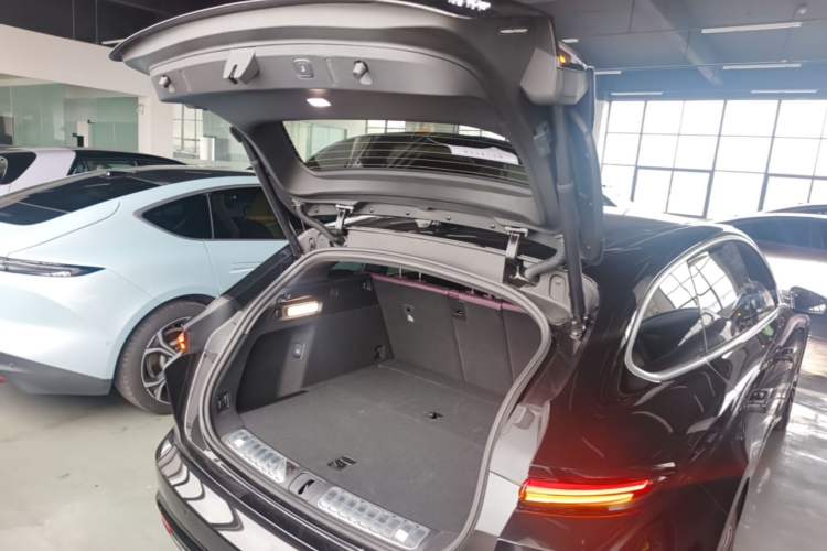 Used Nio ET5T 2025 75 kWh Touring Trunk