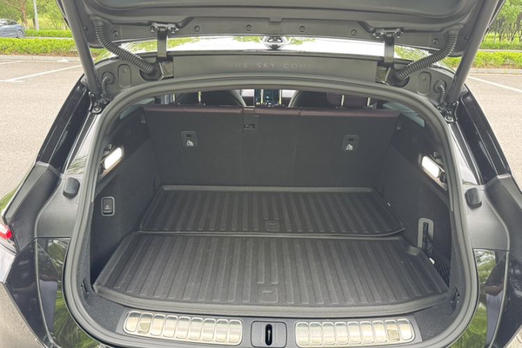 Used Nio ET5T 2025 75 kWh Touring Trunk