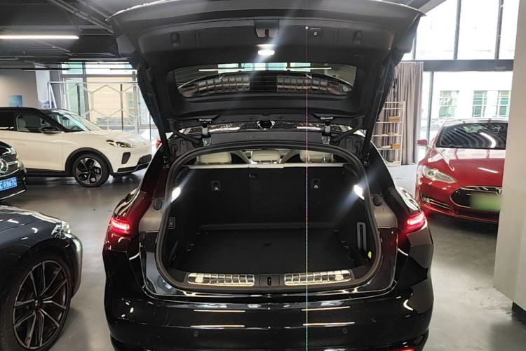 Used Nio ET5T 2025 75 kWh Touring Trunk