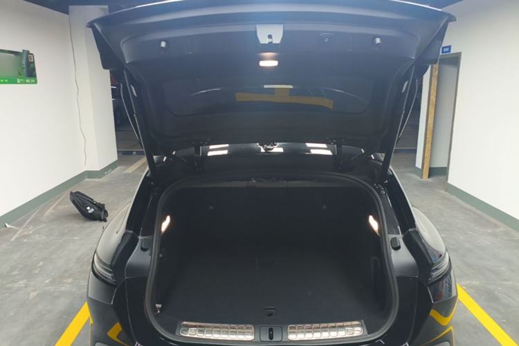 Used Nio ET5T 2025 75 kWh Touring Trunk