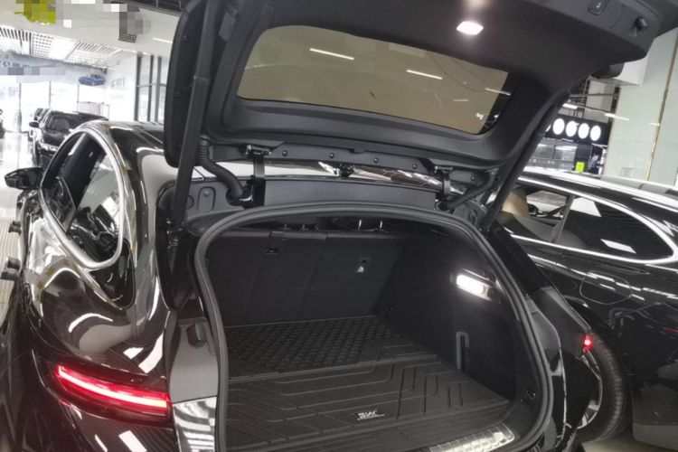 Used Nio ET5T 2025 75 kWh Touring Trunk