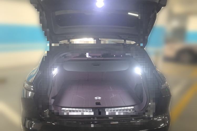 Used Nio ET5T 2025 75 kWh Touring Trunk