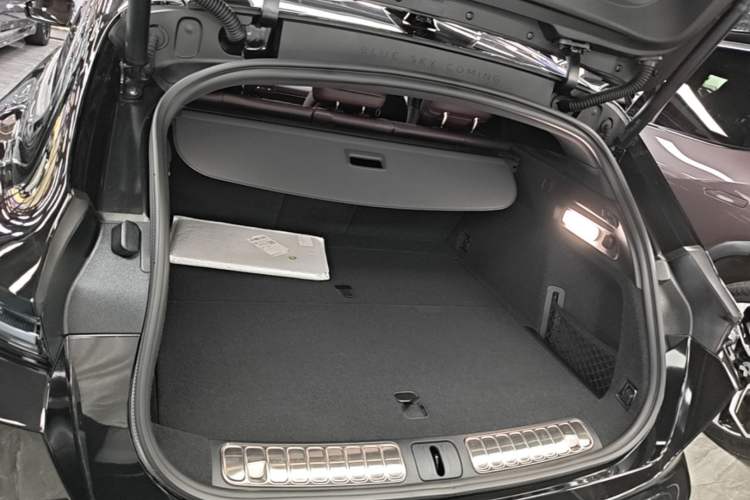 Used Nio ET5T 2025 75 kWh Touring Trunk