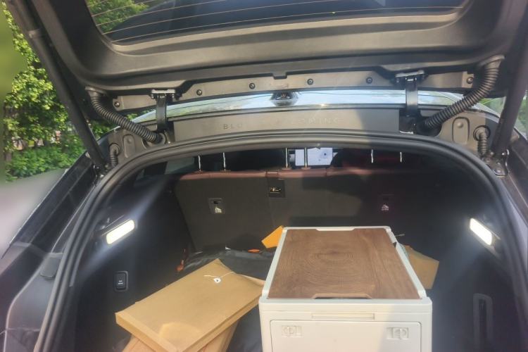 Used Nio ET5T 2025 75 kWh Touring Trunk