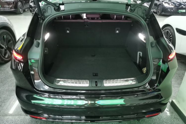 Used Nio ET5T 2025 75 kWh Touring Trunk