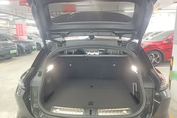 Used Nio ET5T 2025 75 kWh Touring Trunk