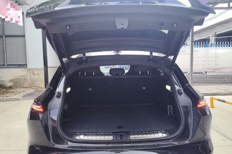 Used Nio ET5T 2025 75 kWh Touring Trunk