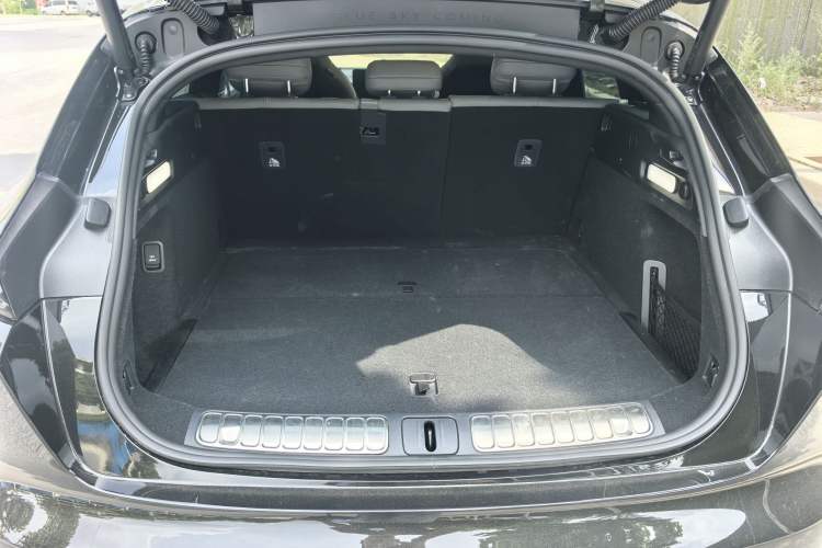 Used Nio ET5T 2025 75 kWh Touring Trunk