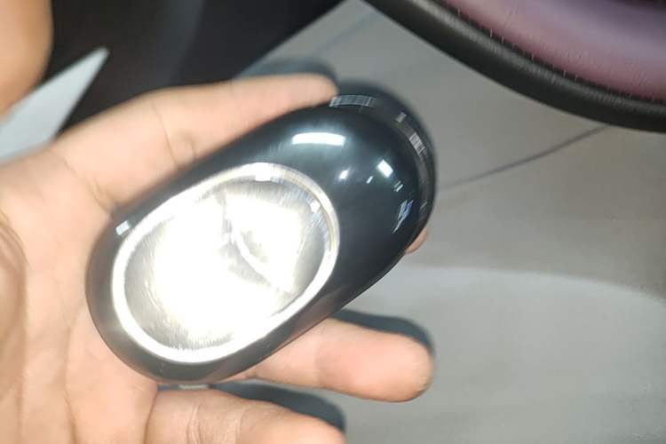 Used Nio ET5T 2025 75 kWh Touring Vehicle Key