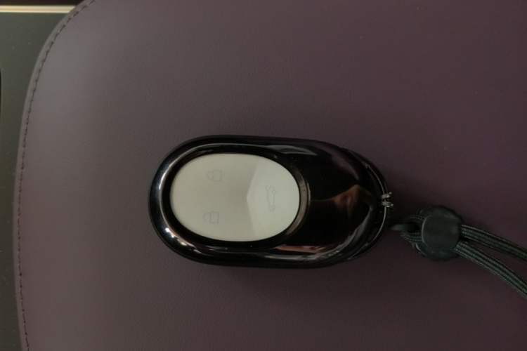 Used Nio ET5T 2025 75 kWh Touring Vehicle Key