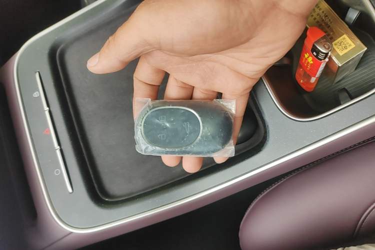 Used Nio ET5T 2025 75 kWh Touring Vehicle Key