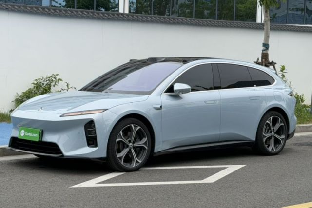Used Nio ET5T 2025 75 kWh Touring
