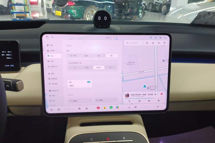 Used Nio ET5T 2025 75 kWh Touring Audio And AC Panel